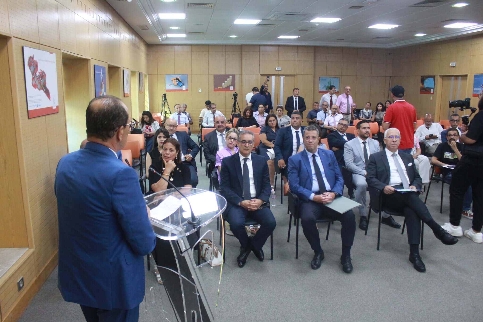 ca3bb067-d664-4d54-b416-b00dacbe902a