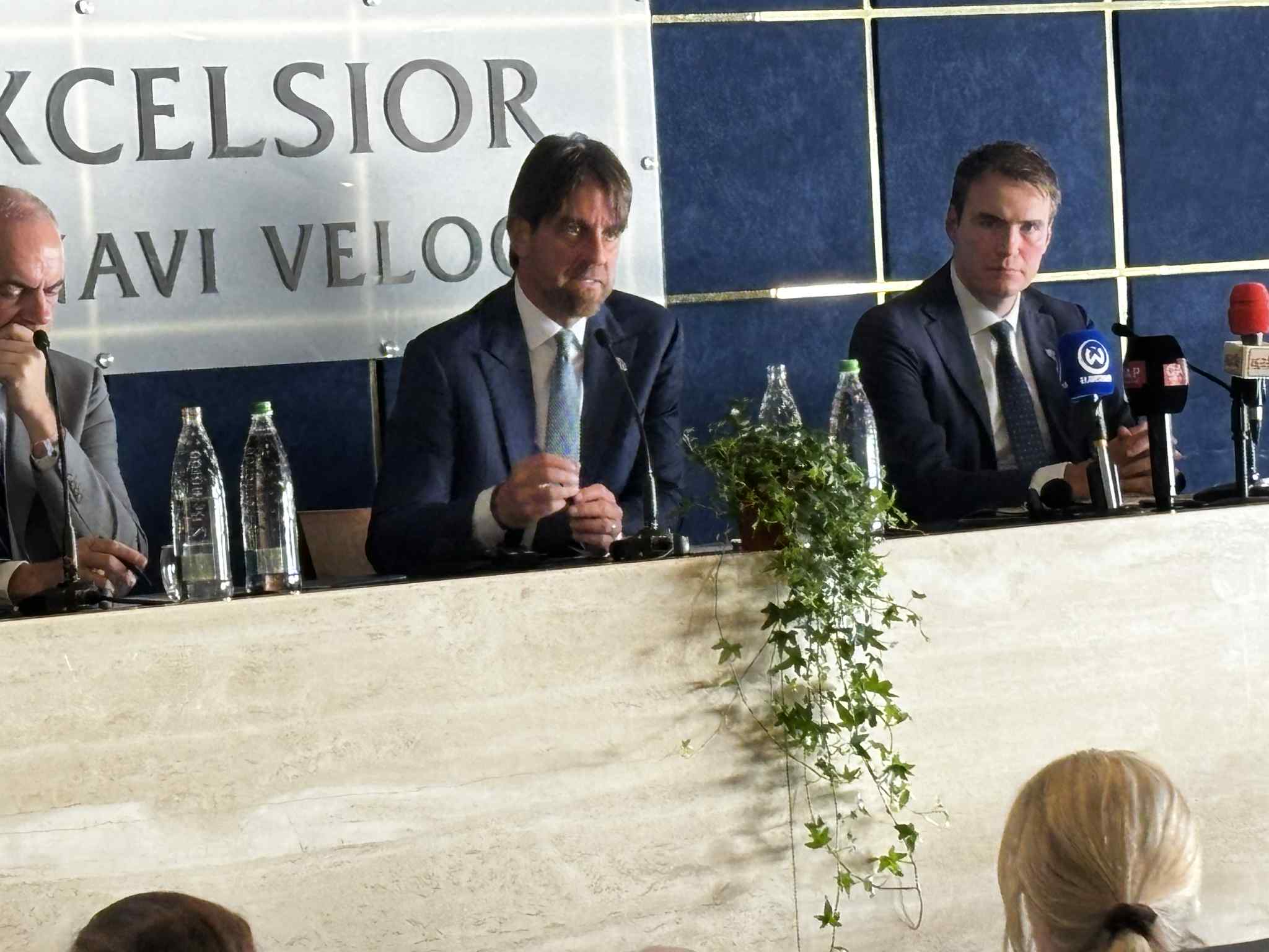 Messenger_creation_C090CD98-5ACD-431A-A946-1A4E11F82164