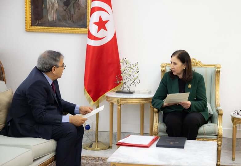 La Cheffe du gouvernement reçoit les états financiers 2025 de la BCT