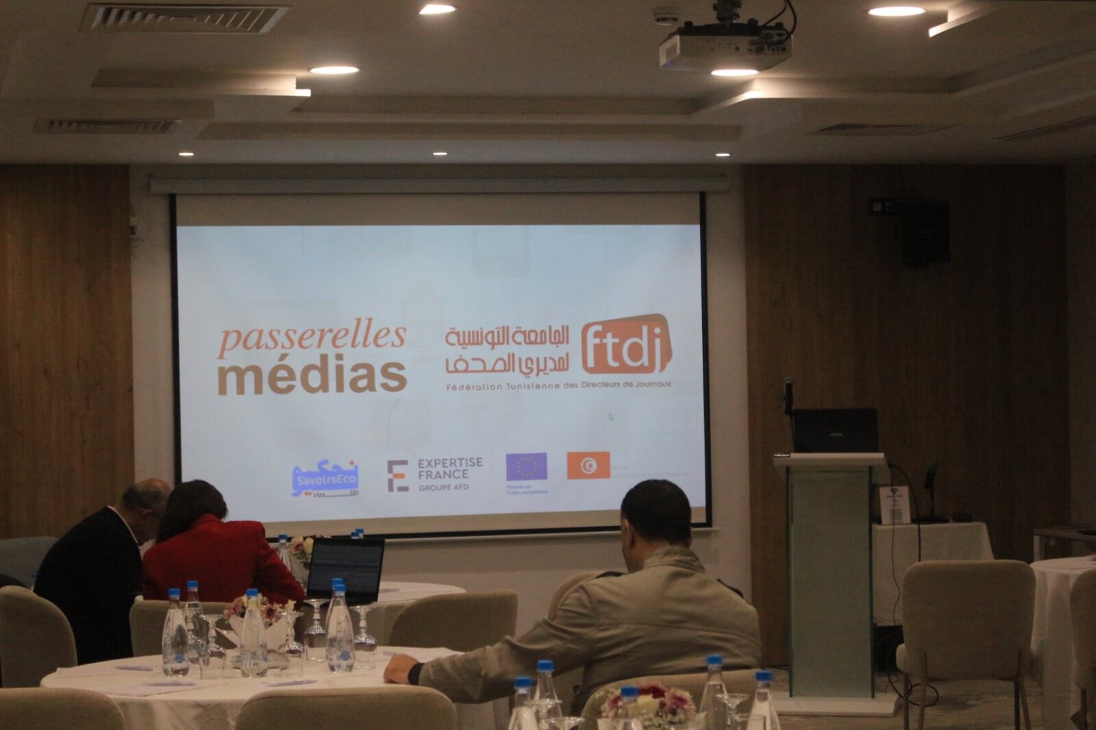 La FTDJ et Savoirs Éco lancent “Passerelles médias” pour rapprocher chercheurs et journalistes