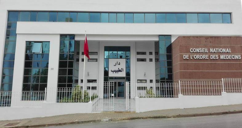 Le Conseil de l’Ordre des médecins met en garde contre la « médiatisation hâtive » des complications médicales